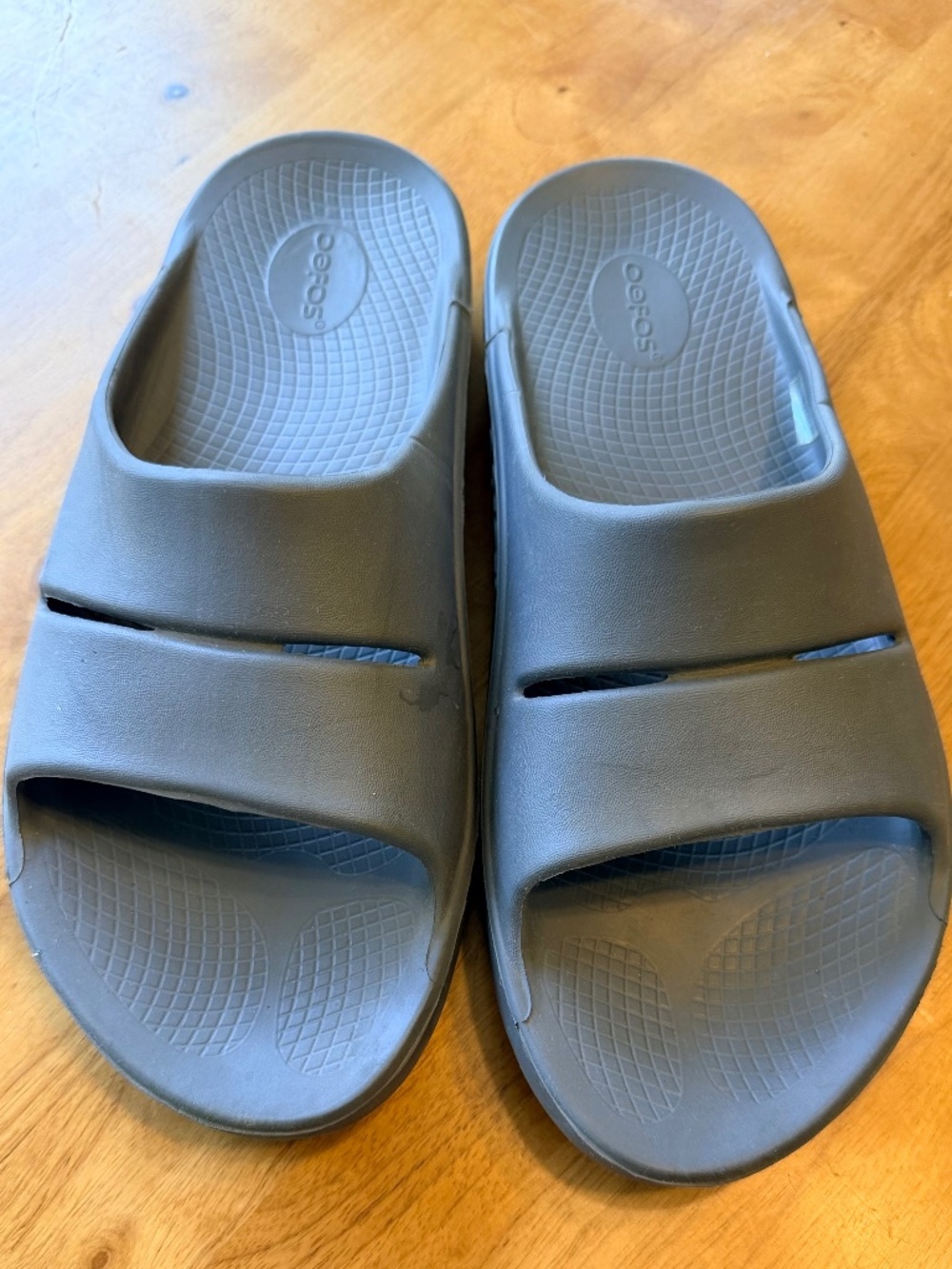 Oofos OOahh Sport Recovery Slides Mens 12 Gray Slate Sandals EU 45